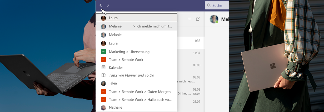 In der Mitte auf dem Bild sieht man einen Ausschnitt des Verlaufs in Microsoft Teams. Links sieht man, dass jemand einen Surface Laptop hält. Rechts sieht man eine Person die einen Surface Laptop trägt.